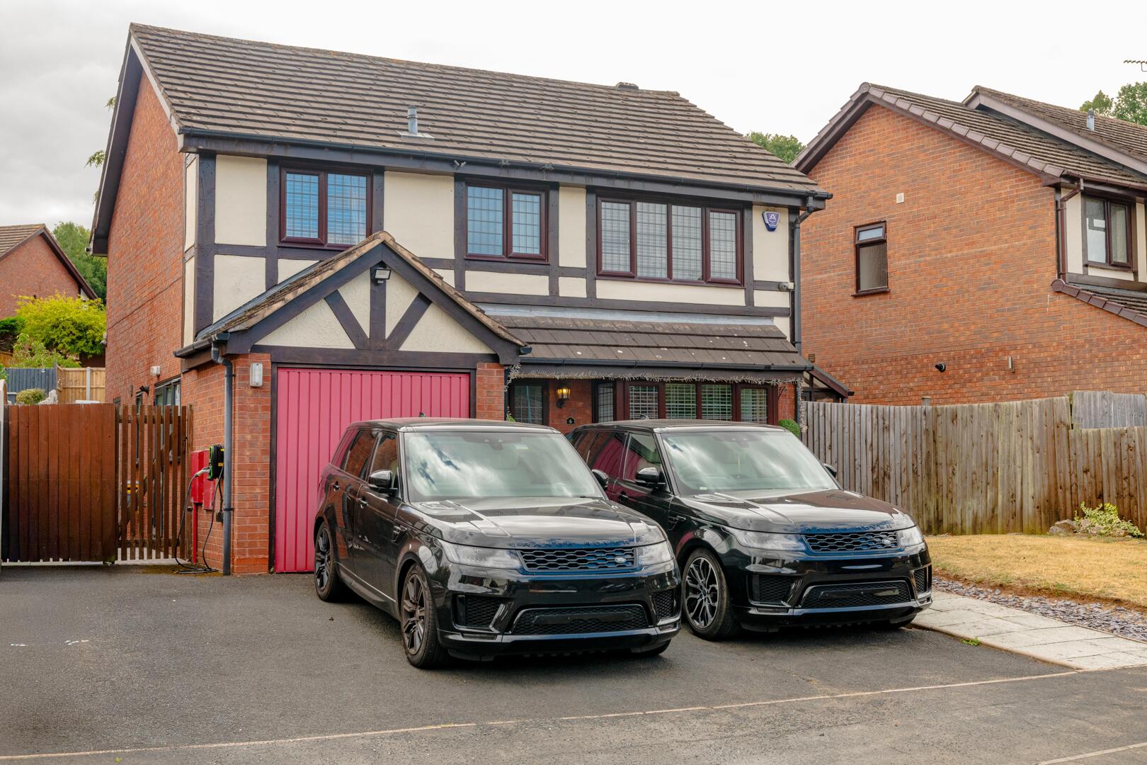 Stokesay Close, Kidderminster